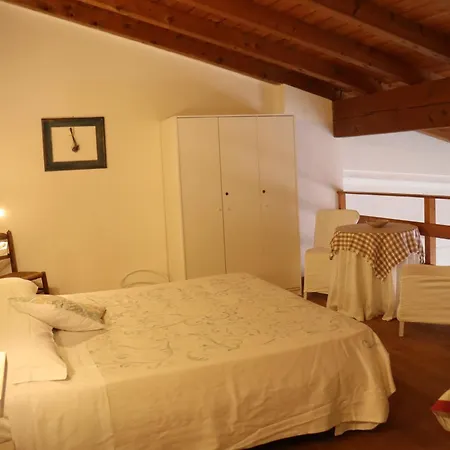 Cascina Clarabella Farm stay