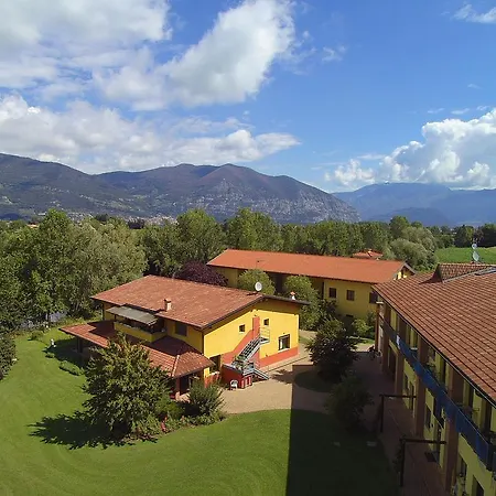 Farm stay Cascina Clarabella Iseo