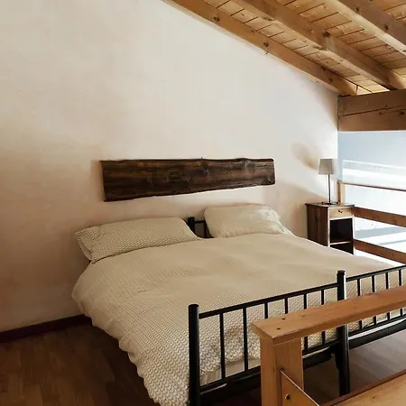 Cascina Clarabella 农家乐 *
